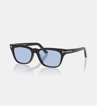 TR002275:Generic - Sunglass Hut - Noir brillant