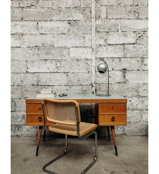 Bureau en bois Yvan N°97- Produit chiné - Debongout - Bois
