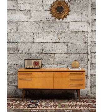Enfilade au bois clair Margaret N°489- Produit chiné - Debongout - Bois clair