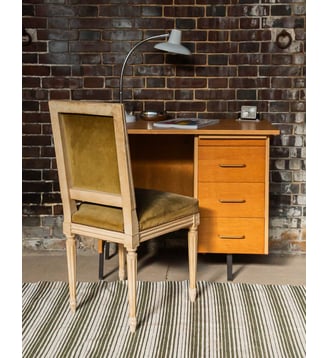 Bureau en bois Yvan N°183- Produit chiné - Debongout - Bois clair