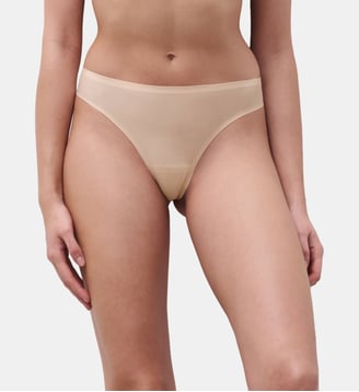 String dentelle seconde peau - Chantelle - Beige doré