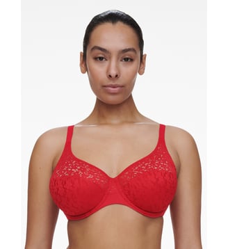 Soutien-gorge moulé emboîtant en dentelle Chantelle