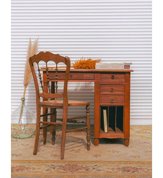 Bureau en bois clair Edouard N°1057- Produit chiné - Debongout - Bois clair