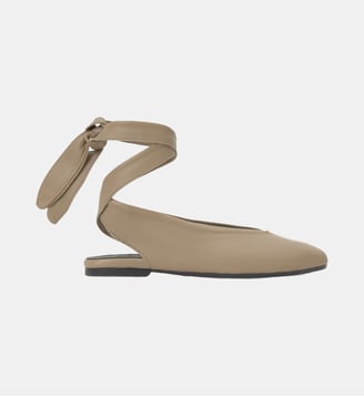 Ballerines slingback à liens à nouer en cuir SYBIL - Castaner - Nude