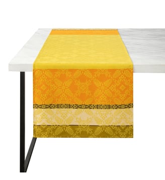 Chemin de table Mumbai 100% coton - Le Jacquard Francais - Jaune safran