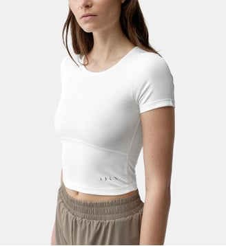 T-shirt de sport Aldina Manches courtes - Born Living Yoga - Blanc cassé