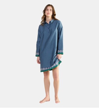 Chemise de nuit col classique en satin, Fascinante - Laurence Tavernier - Marine