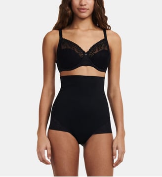 Culotte gainante taille très haute en dentelle - Chantelle - Noir