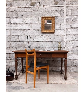 Grand bureau en bois Edouard N°1046- Produit chiné - Debongout - Marron