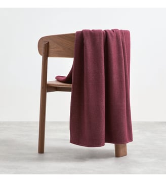 Plaid en pure laine duveteuse - AM.PM - Bordeaux