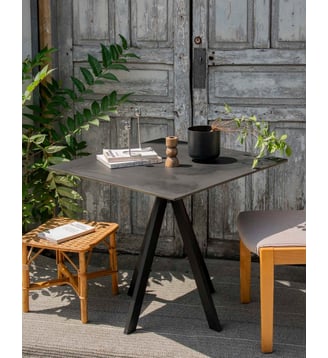 Table à manger Arki-Basse Karla N°1225- Produit chiné - Debongout - Noir