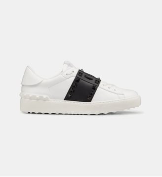 Valentino Garavani baskets basses en cuir clous - Valentino Garavani - Blanc et noir
