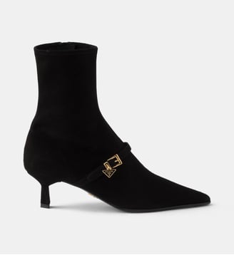 Bottines à talon aiguille en veau velours stretch Prada
