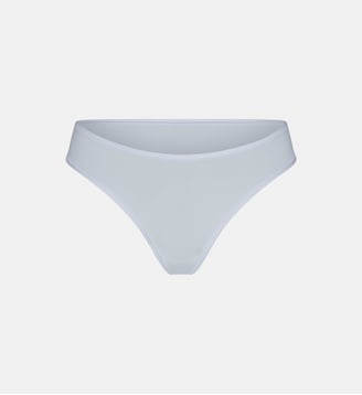 String Fits Everybody Skims