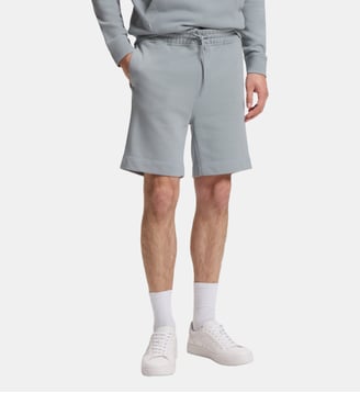 Short droit en molleton de coton avec badge logo - BOSS - Gris pastel