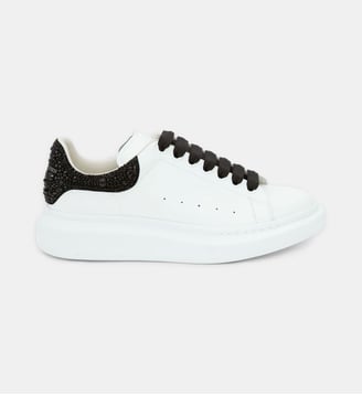 Baskets Oversized Trainer en cuir de veau - McQueen - Blanc et noir