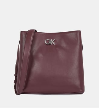 Sac seau Convertible enduit - Calvin Klein - Bordeaux