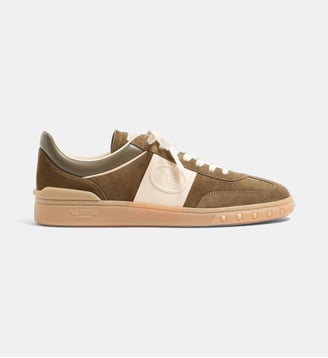 Baskets Basses Upvillage en croûte de cuir - Valentino Garavani - Brun clair