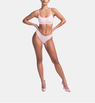 String Fits Everybody - Skims - Rose bonbon