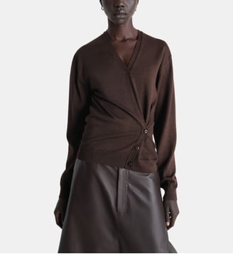 Jumper twisté col v en laine mélangée - Lemaire - Chocolat noir