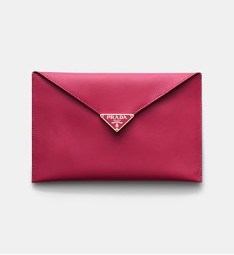 Pochette enveloppe en cuir Saffiano signature - Prada - Rose