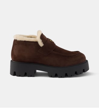 Mocassins en veau velours à semelle gomme - Prada - Marron