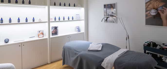 EBS_DERMALOGICA_HERO_DESKTOP.jpg