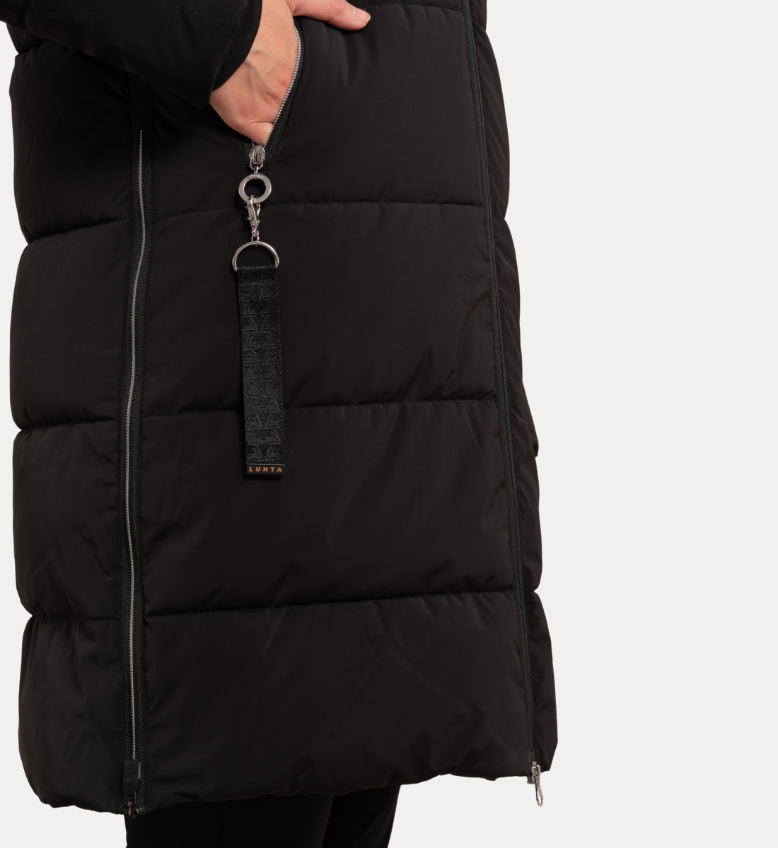 Doudoune Fine Noire à Capuche Luhta Taille 36/38 - Occasion Très Bon état, Doublure Coton, Mi-longue
